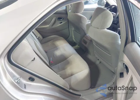 2007 Toyota Camry Le z USA, uszkodzony, nr VIN 4T1BE46K17U610630